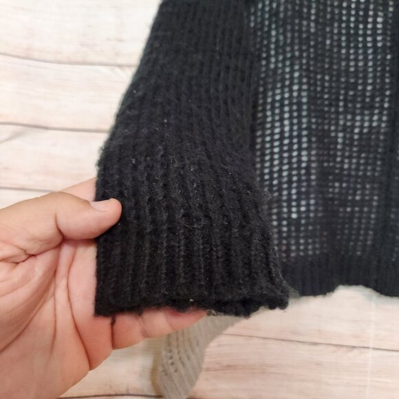 Listicle Black Gray Color Block Chunky Knit Pullover Sweater Women's Size M/L - Picture 4 of 14